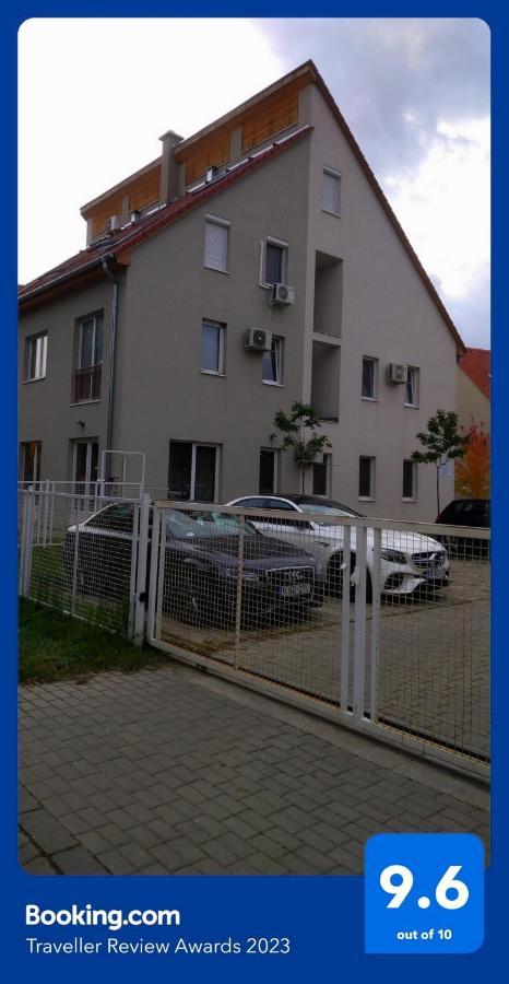 Blonde River Apartman Soter Szeged 아파트 외부 사진